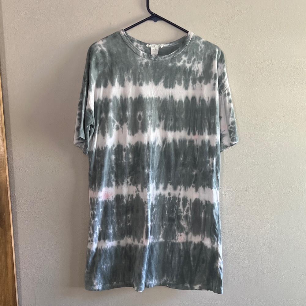 Caution to the wind tie dye tshirt dress size medium
